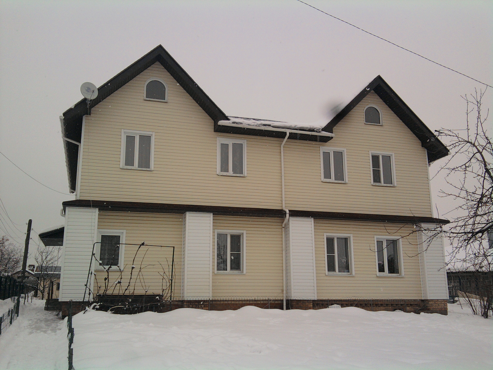 Обустроили старый дом надстроили 2-й этаж фото